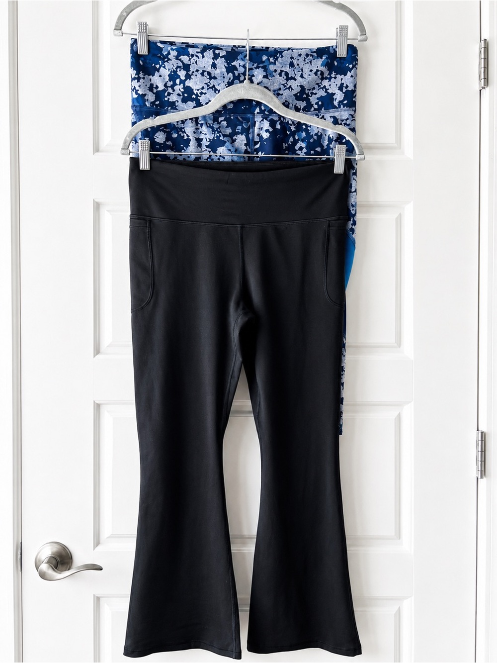 Under Armour Leggings Bundle Size L Bootcut Yoga Pants + HeatGear Compression